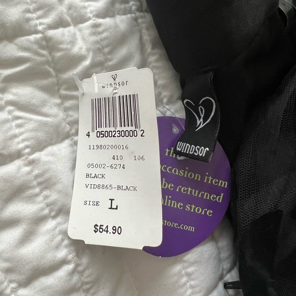 Black Velvet Flow Dress Windsor - Picture 3 of 9